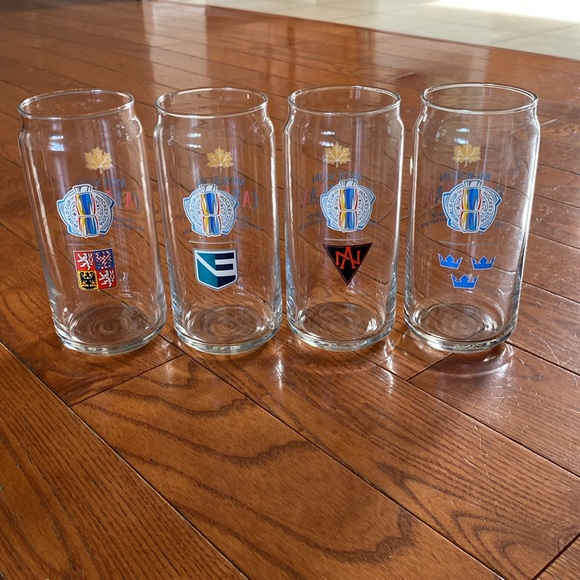 Molson Canadian 2016 World Cup hockey set of 4 glasses. - Picture 2 of 10